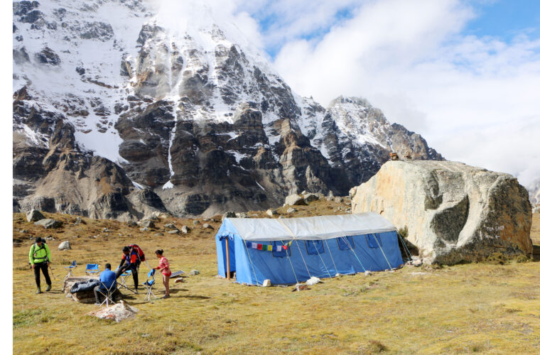 कञ्चनजङ्घा हिमशृङ्खला क्षेत्रमा लयमा फर्किँदै पर्यटक आगमन
