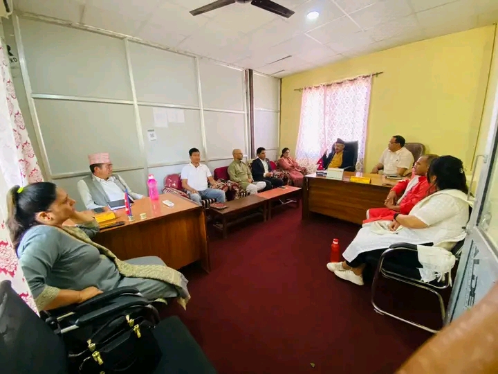 सुदूरपश्चिममा आफ्नो नेतृत्वमा सरकार बनाउन पहल थाल्ने माओवादीको निर्णय