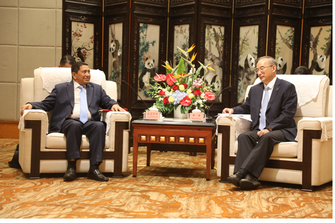 पूर्वाधारमा चिनियाँ लगानीका लागि उपप्रधानमन्त्री श्रेष्ठको आग्रह