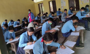 एसइई परीक्षामा मोबाइल निषेध, फेला परे जफत गरी नष्ट गरिने