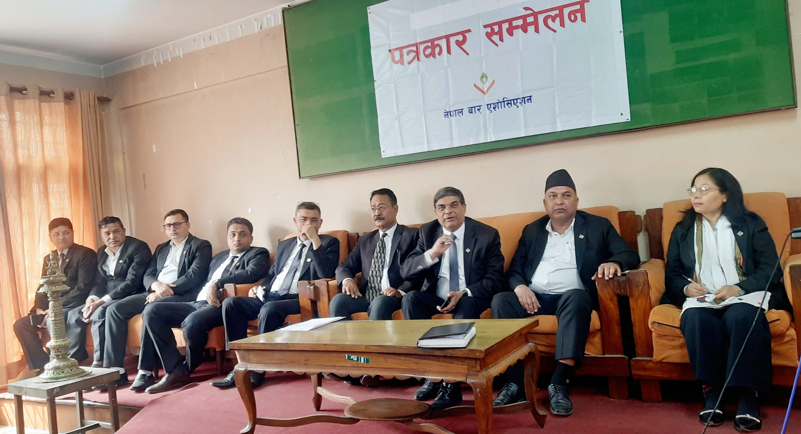 विचौलियाबाट हुनसक्ने क्रियाकलाप रोक्न हरिकृष्ण कार्कीको प्रतिवेदन कार्यान्वयन गर्न बारको माग