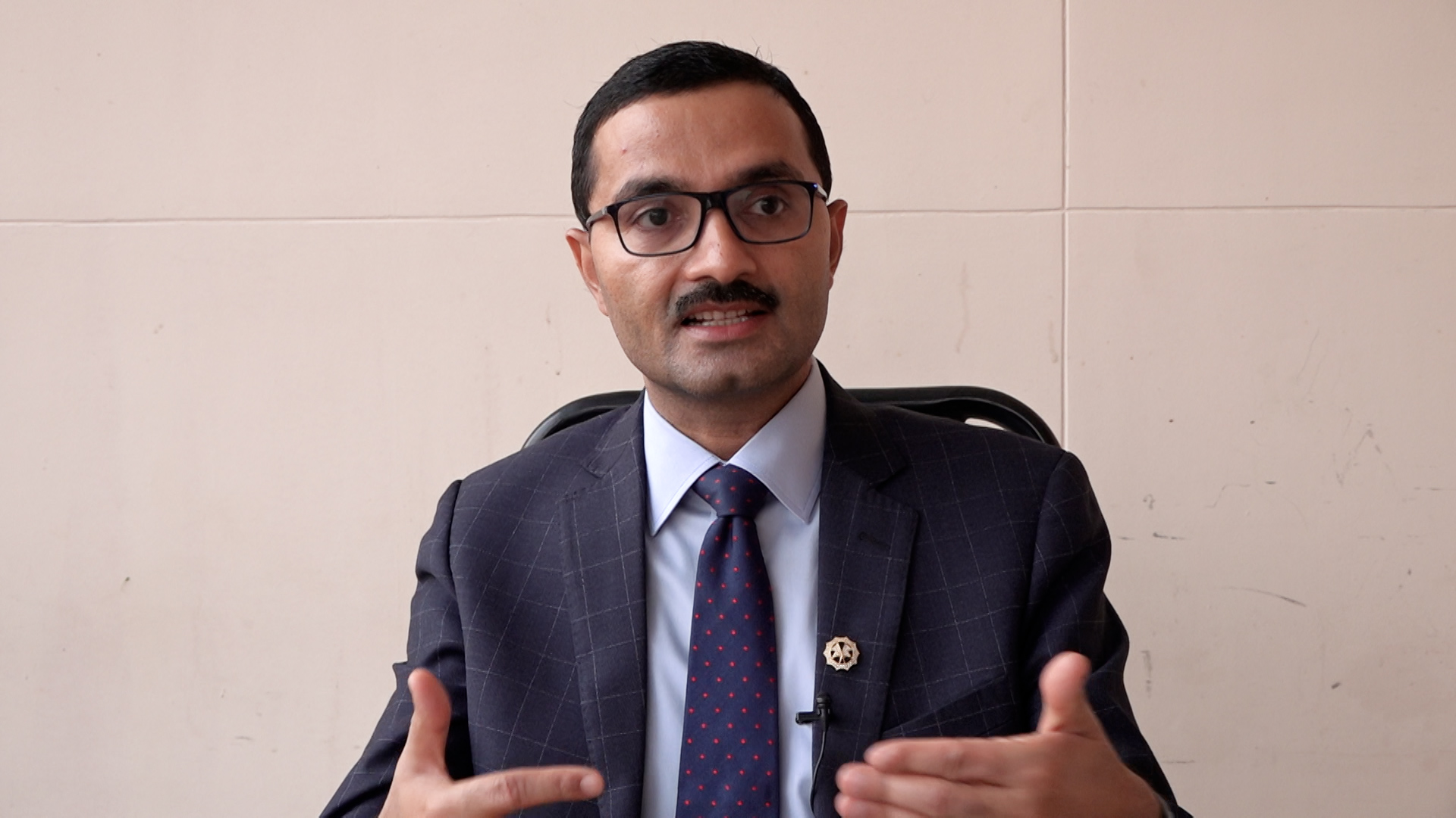 कतारका अमिरको भ्रमणले दुई देशबीचको सम्बन्ध नयाँ उचाइमा पुग्नेछ : आरके शर्मा(अन्तरवार्ता)