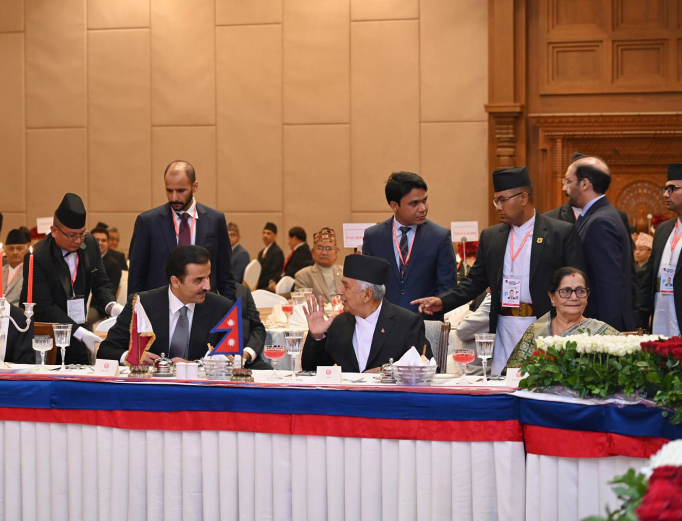 राष्ट्रपति पौडेलद्वारा कतारका अमिरको सम्मानमा रात्रिभोज आयोजना