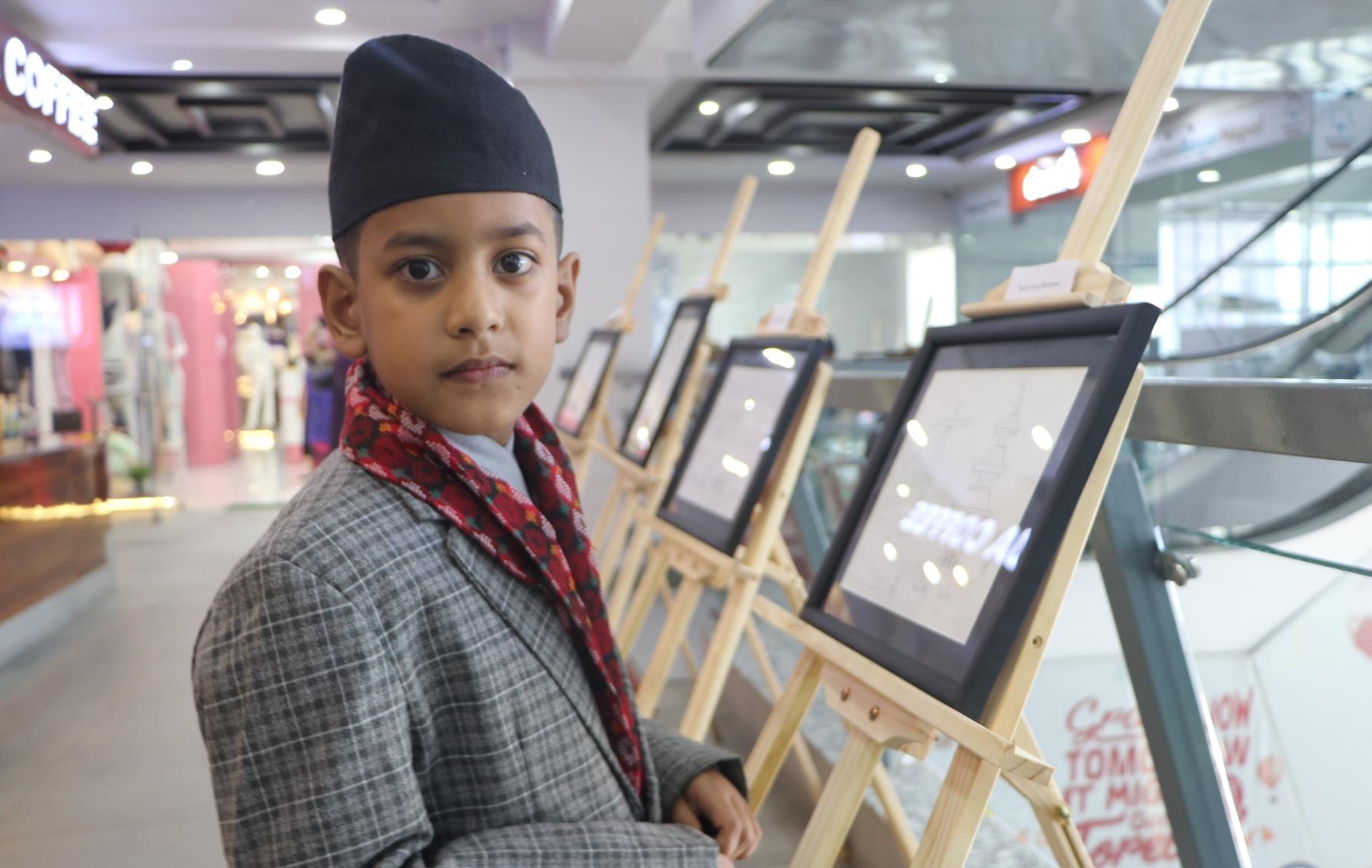 आरभको एकल चित्रकला प्रदर्शन, चित्रका रेखा स्पष्ट ढङ्गले उर्तान सिपाली