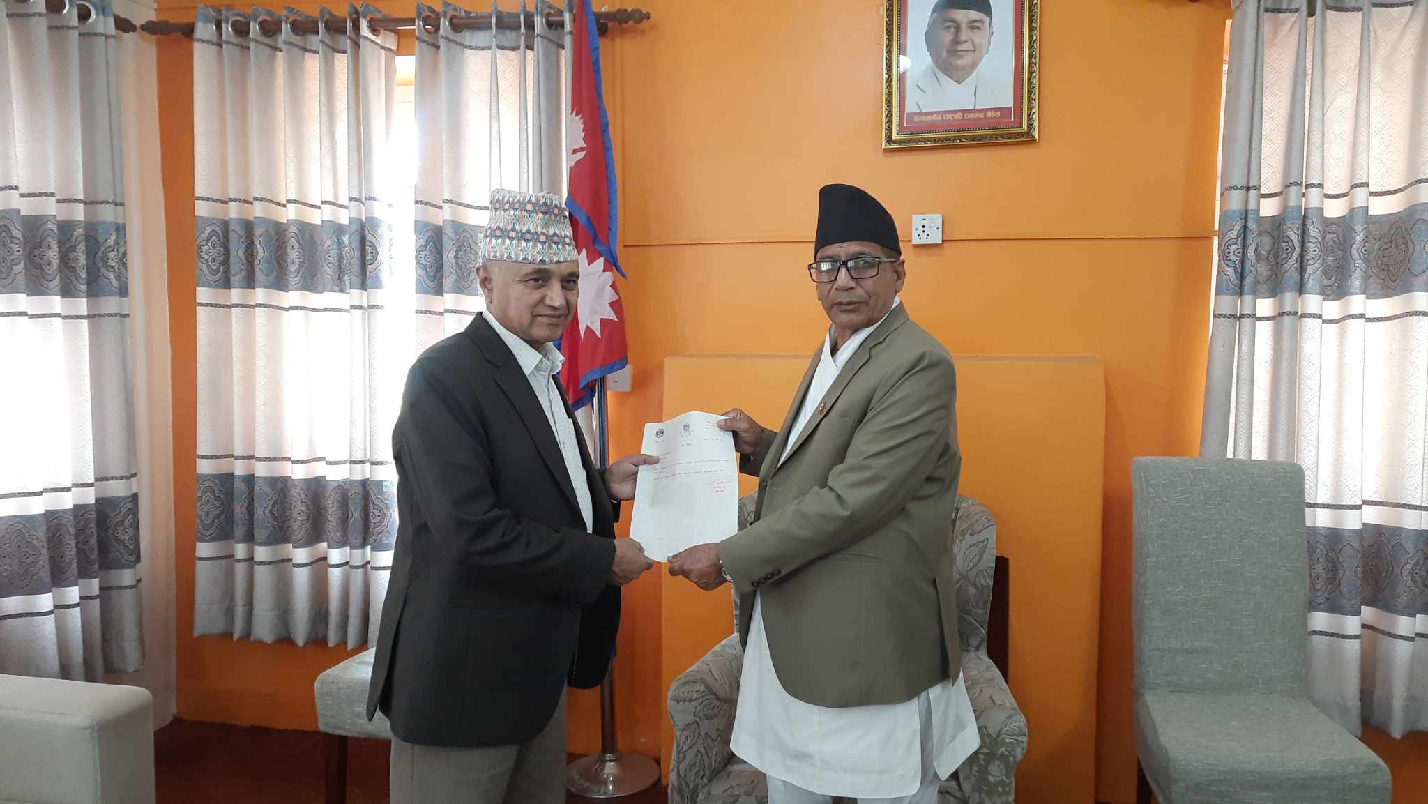 गण्डकी प्रदेशको मुख्यमन्त्रीमा खगराज अधिकारी नियुक्त