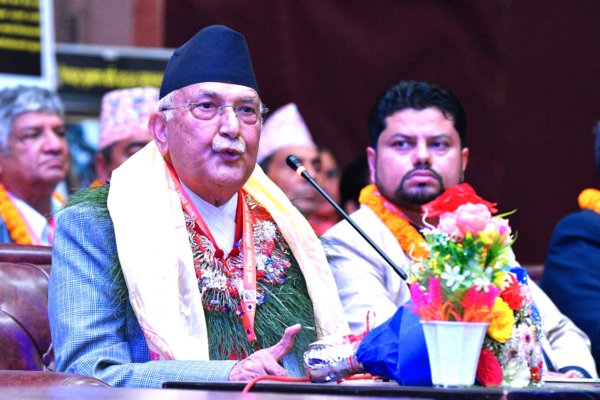 आन्तरिक तथा बाह्य शक्तिहरुले जति घेराबन्दी हालेपनि गठबन्धन टुटाउन केही सीप चल्दैनः अध्यक्ष ओली