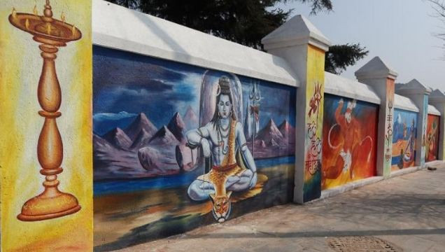 चित्रकलाको माध्यमबाट सुन्दरता अभिवृद्धि गर्दै काठमाडौँ महानगर