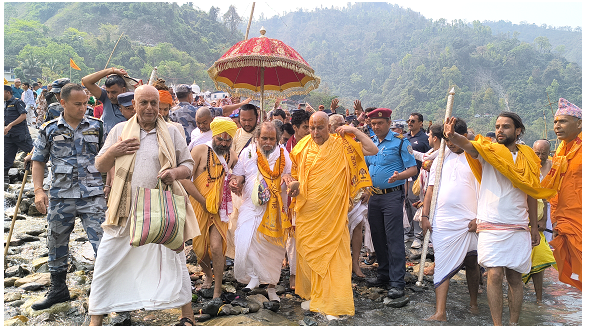 महाकुम्भ मेलामा शाहीस्नान