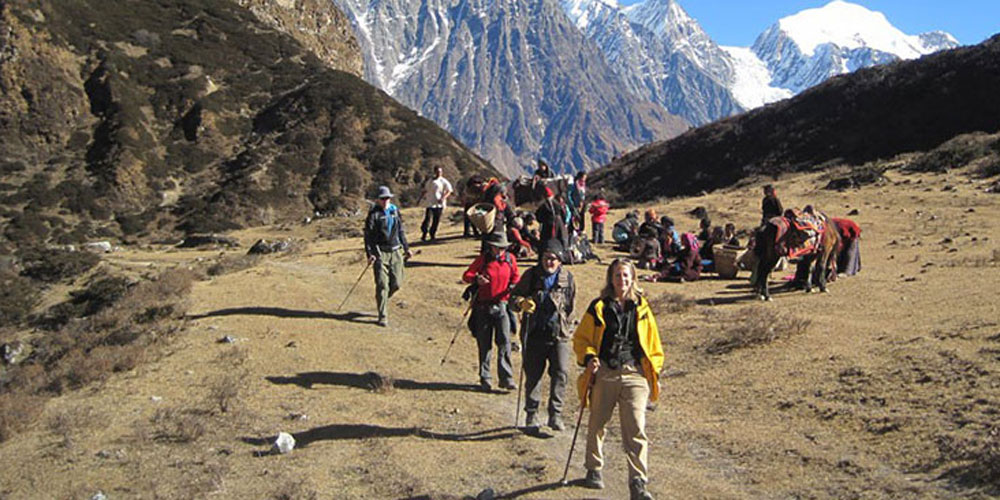 दुई छोरासहित लाङटाङको भ्रमण गर्ने क्रममा बेलायती नागरिक पाउलको मृत्यु