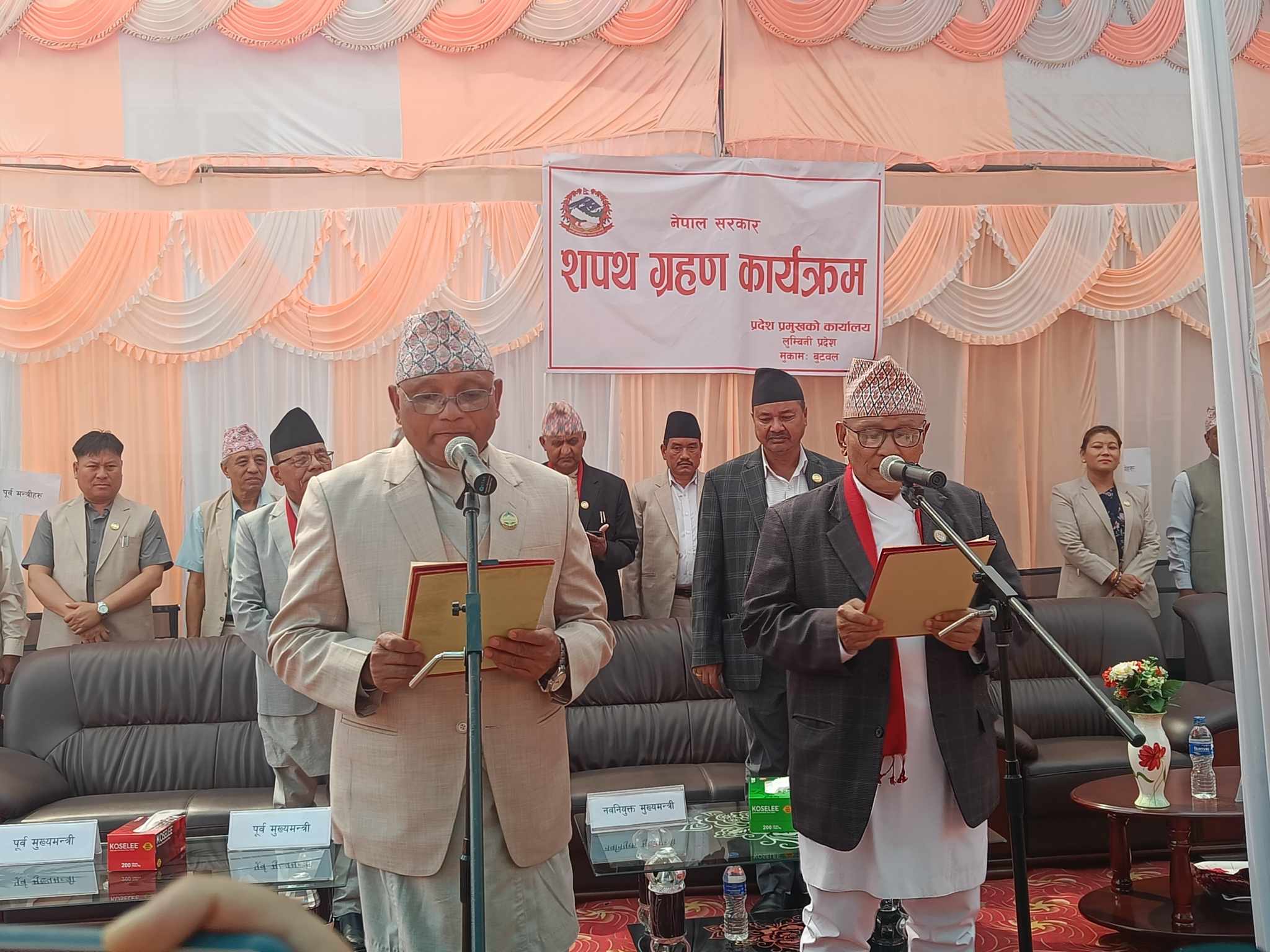 लुम्बिनीमा मुख्यमन्त्री महरासँगै तीन मन्त्रीले लिए शपथ