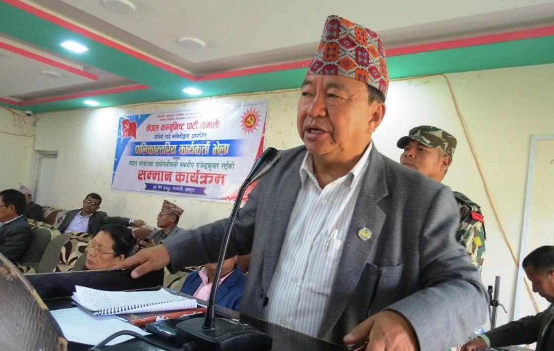 अब महिलाहरुले थाप्लो र कम्मरमा पानीको भाँडा बोक्ने दिनको अन्त्य हुन्छ : खानेपानीमन्त्री राई