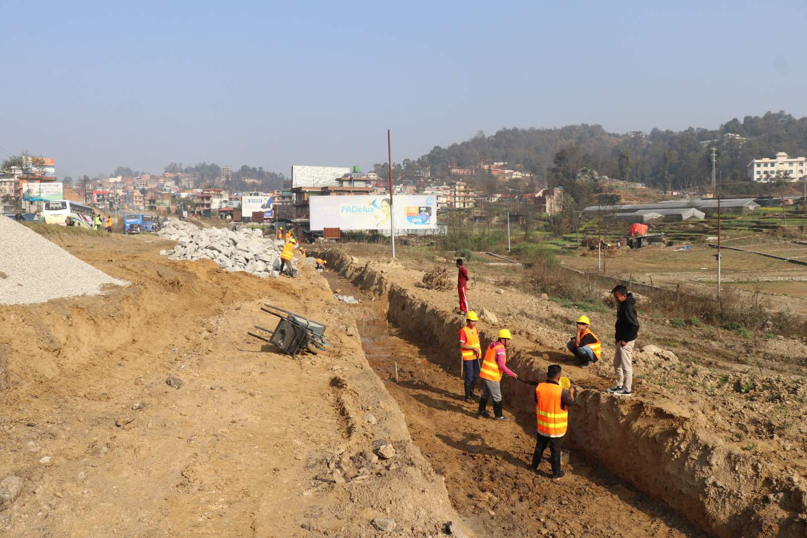 साँगादेखि धुलिखेलसम्मको विस्तार कार्य निरन्तर अघि बढ्ने