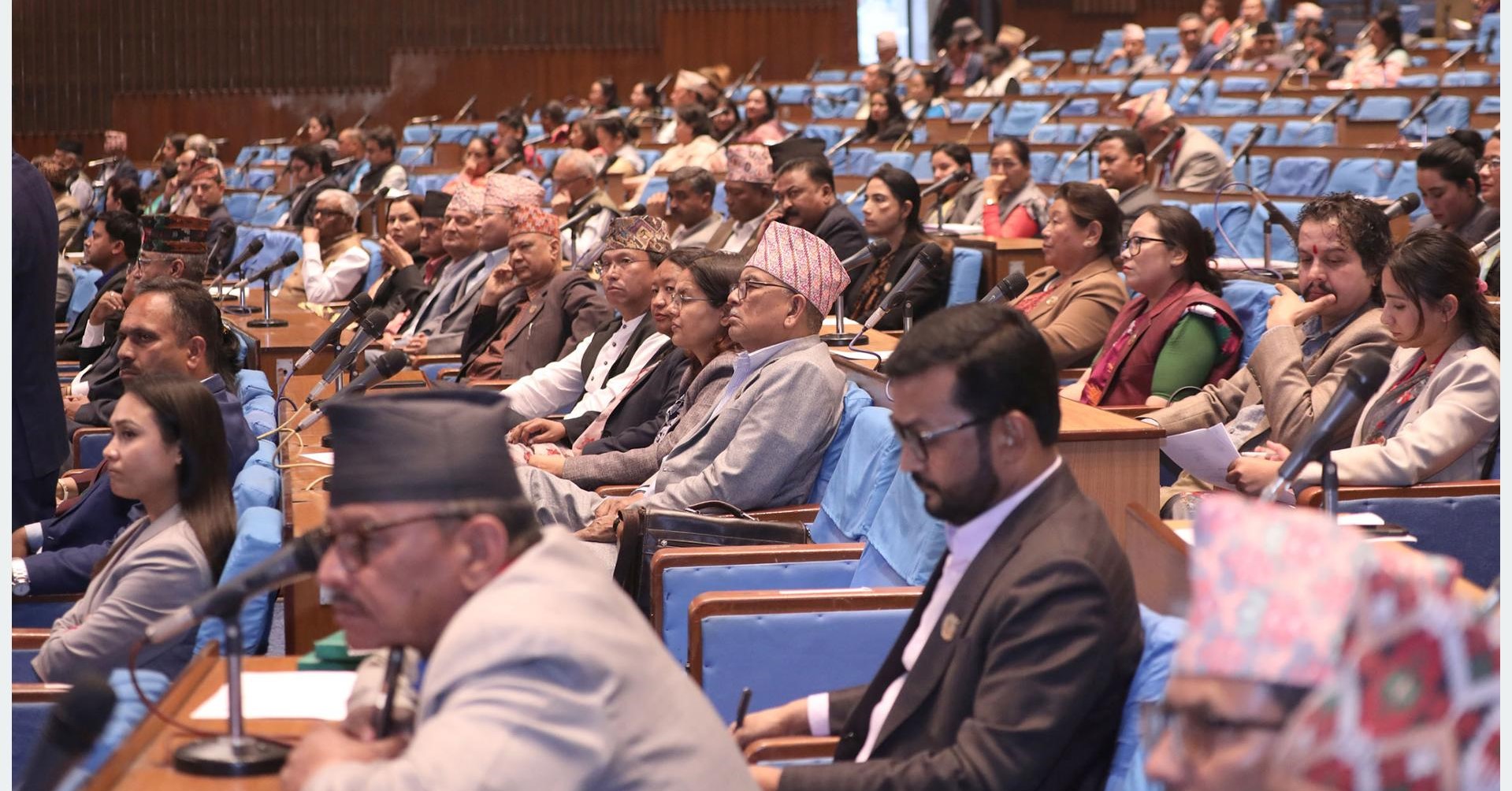 विपक्षी दलहरुको विरोधका कारण संसद बैठक वैशाख २ गतेसम्मका लागि स्थगित