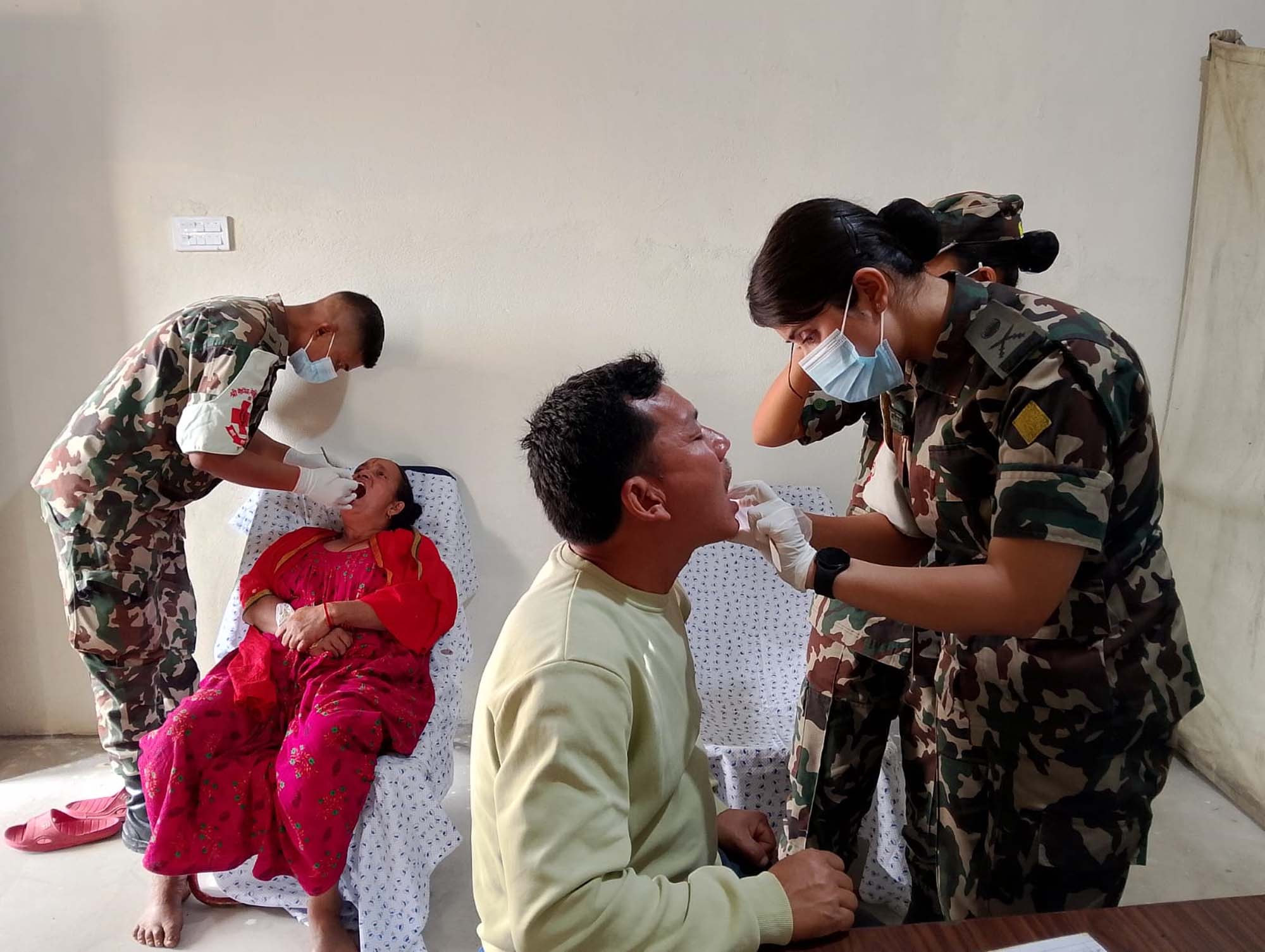 चिसापानीमा नेपाली सेनाको स्वास्थ्य शिविर, पाँच सय १२ जना लाभान्वित