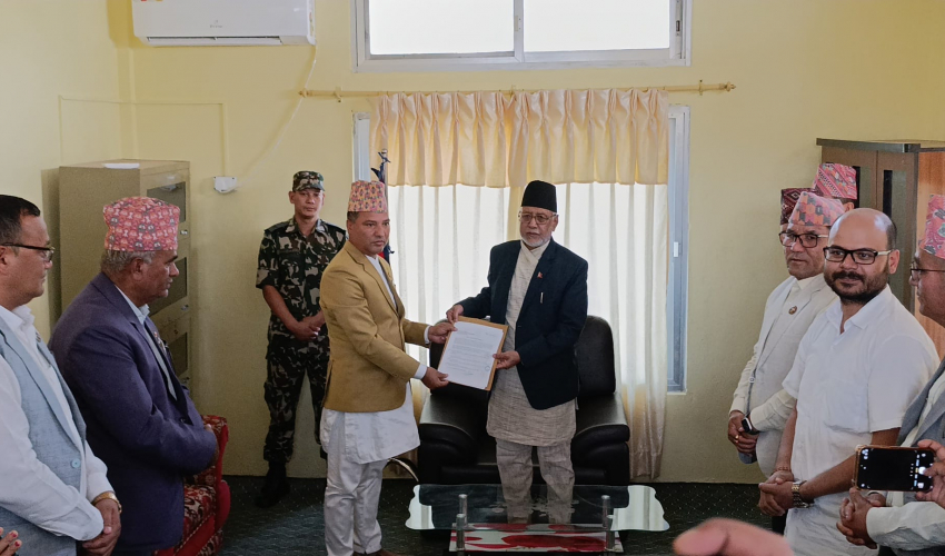 सुदूरपश्चिम प्रदेशको मुख्यमन्त्रीमा एकीकृत समाजवादीका दीर्घ सोडारी नियुक्त