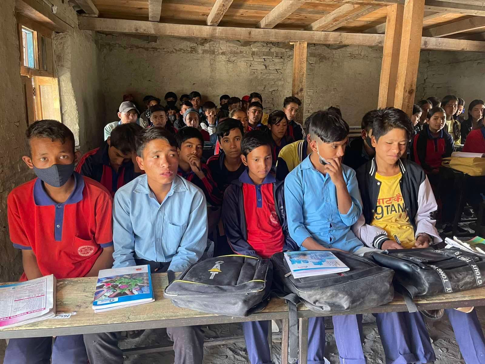 पाँच पालिकाको निर्णयः सार्वजनिक पदमा रहेकाले सामुदायिक विद्यालयमा सन्तान पढाउनुपर्ने