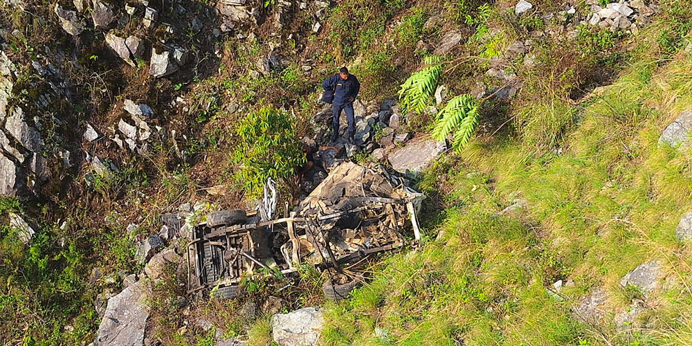 सुर्खेत जिप दुर्घटना अपडेट: चार जनाको मृत्यु, मृतक सबैकाे सनाखत