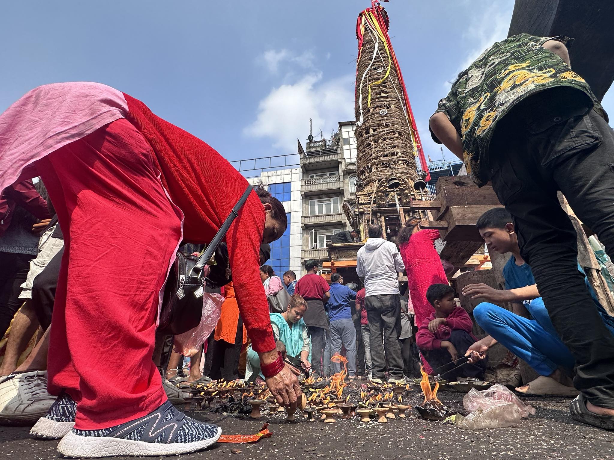 यसरी गरिँदैछ रातो मच्छिन्द्रनाथको रथयात्राको तयारी