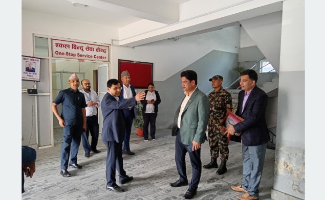 मन्त्री भण्डारीद्वारा उद्योग परिसरको छड्के अनुगमन