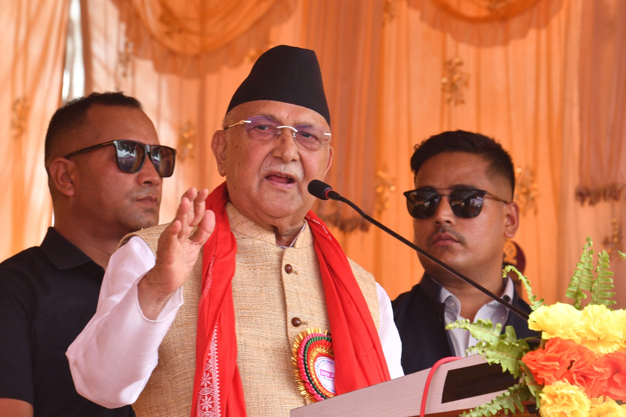 कांग्रेसलाई सरकार चाहिएको छ, संसदीय समिति होइन:  अध्यक्ष ओली