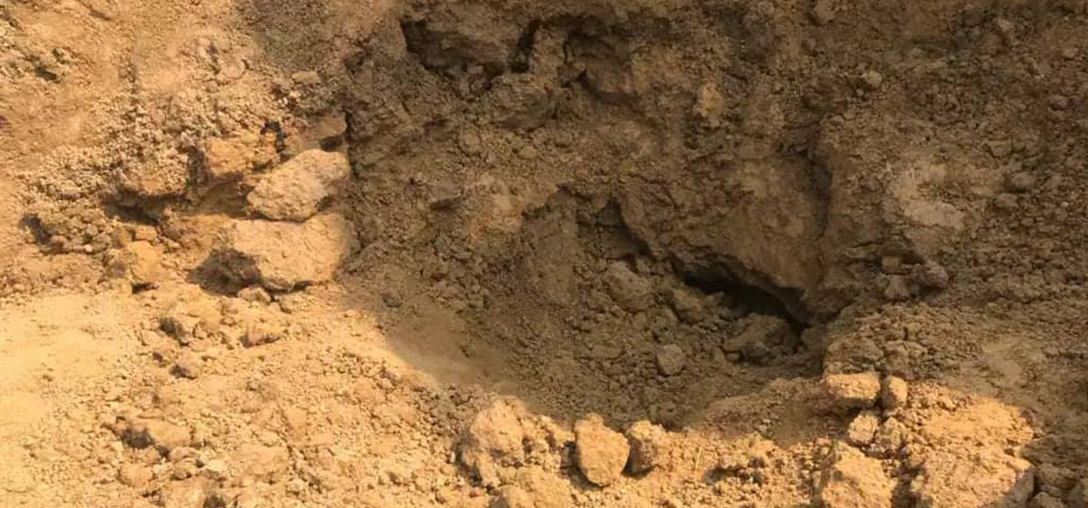 अछाममा घर लिप्न माटो खन्ने क्रममा ढिस्कोले पुरिदा दुई जनाको मृत्यु