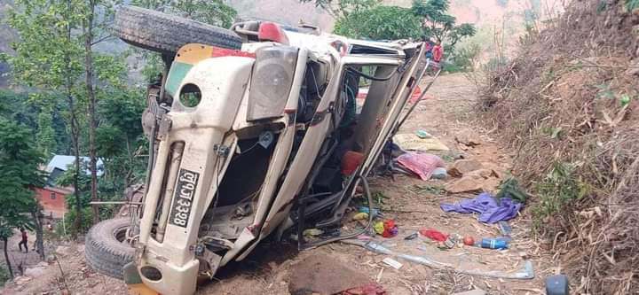 पाल्पामा जीप दुर्घटना हुँदा दुई जनाको मृत्यु, १३ घाइते