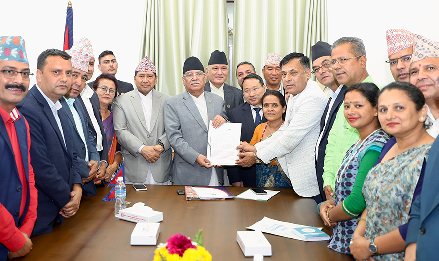 प्रदेश र स्थानीय सरकारलाई उपलब्ध हुँदै आएको समानीकरण अनुदान कटौती हुँदैन : प्रधानमन्त्री प्रचण्ड