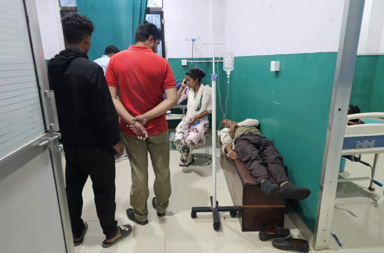 सुर्खेत बस दुर्घटना हुँदा दुईजनाको मृत्यु, २१ घाइते