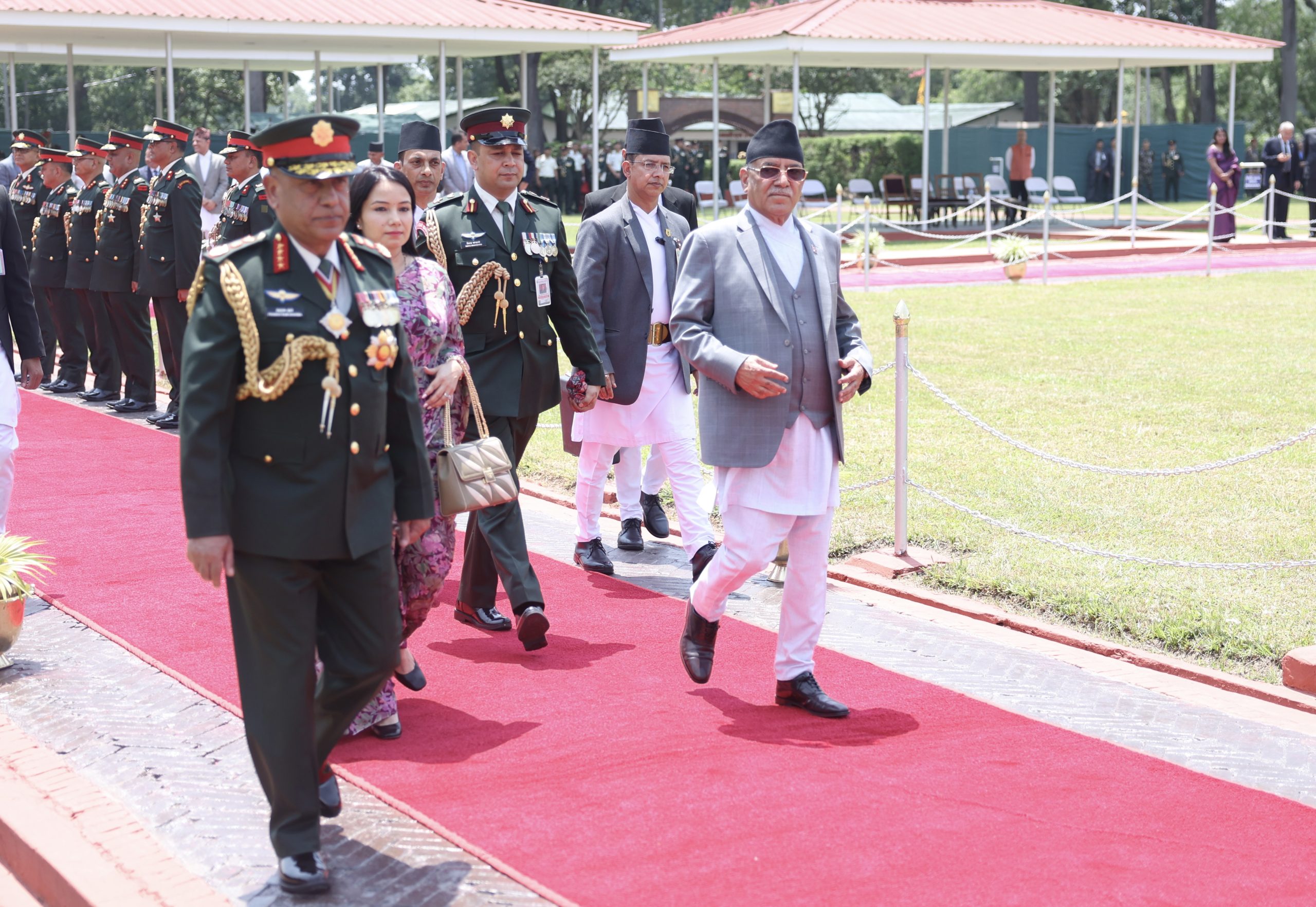 प्रधानमन्त्री दाहाल नयाँदिल्लीबाट स्वदेश फिर्ता