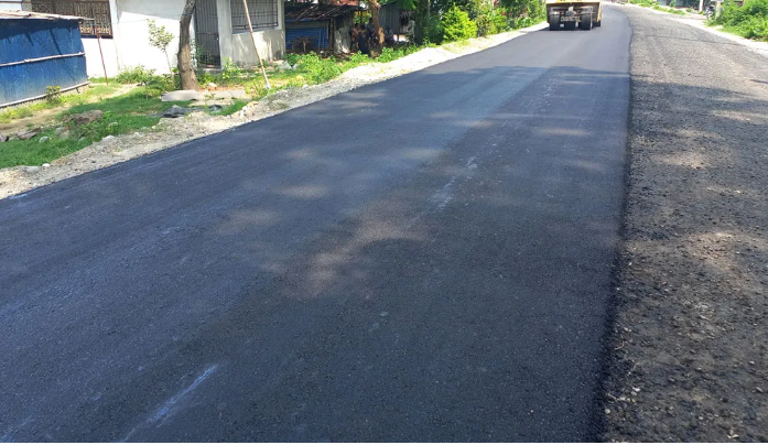 साढे १५ करोडको लगातमा बिर्तामोड–शनिश्चरे सडक कालोपत्र : स्थानीयवासी खुसी