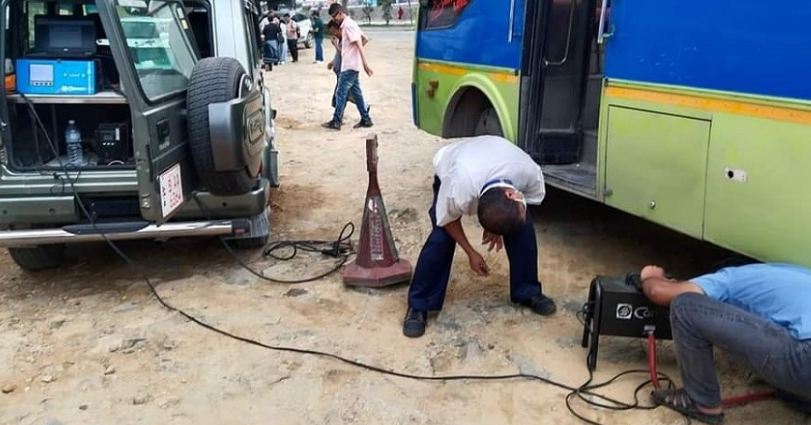 वायु प्रदूषण न्यूनीकरणका लागि ललितपुरमा घुम्ती सवारी जाँच सुरु