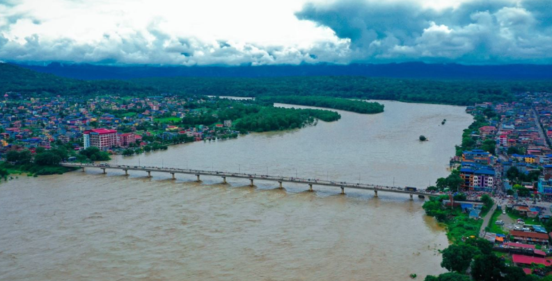पौडी खेल्ने क्रममा नारायणी नदीमा डुबेर १८ वर्षीय कुमारको मृत्यु