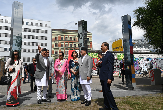 राष्ट्रपति पौडेलद्वारा पूर्वी वर्लिन क्षेत्रको अवलोकन