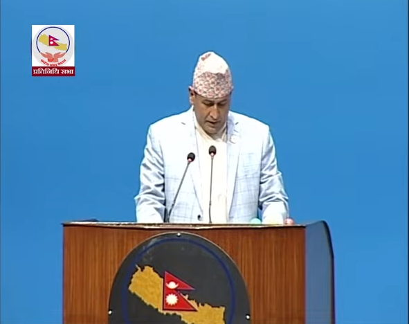 विपदमा परेका नागरिकका फाइल खोल्न गृहमन्त्रीलाई सांसद खतिवडाको सुझाव