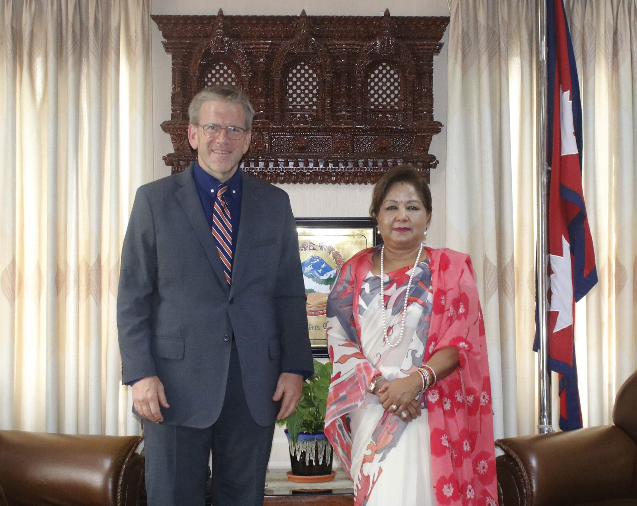 परराष्ट्रमन्त्रीसँग अमेरिकी राजदूतको भेट