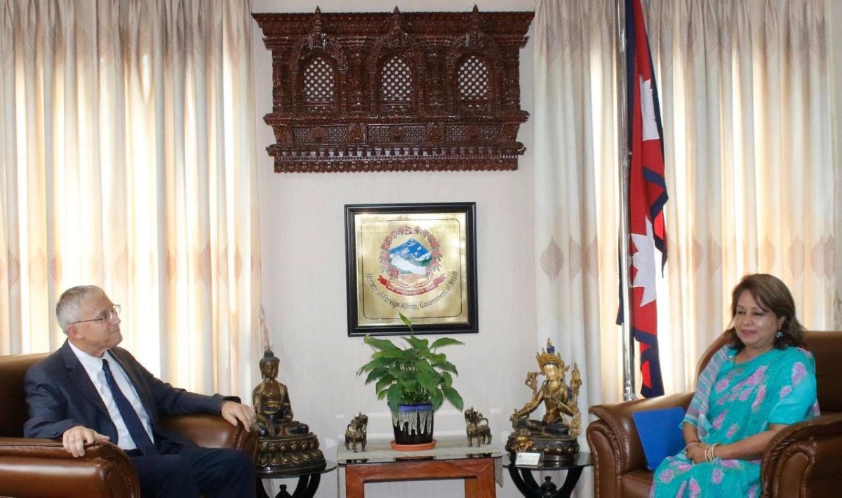 परराष्ट्रमन्त्री डा राणासँग यूएइ र इजरायली राजदूतको शिष्टाचार भेट