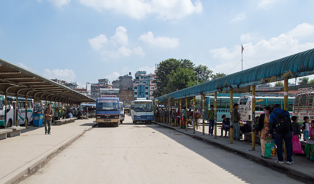 नयाँ बसपार्कमा बसभित्र युवकको शव फेला