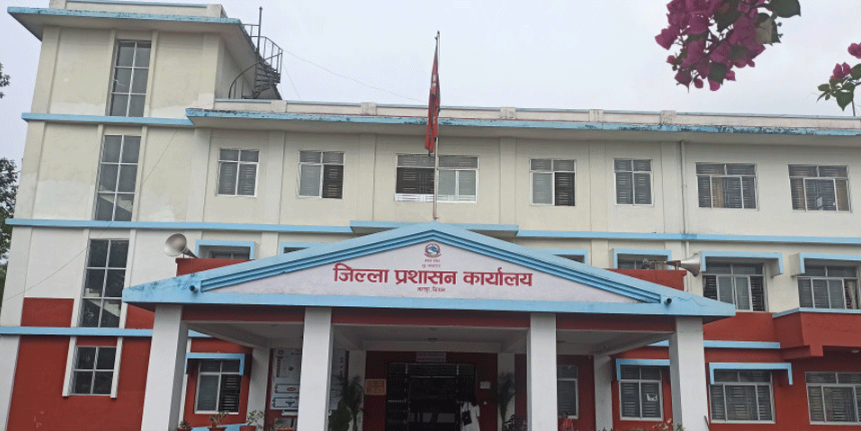 स्थानीय तह र सरकारी कार्यालयका सूचना अधिकारीहरू नै सूचनाबाट वञ्चित