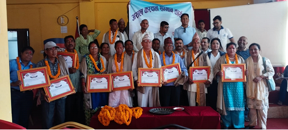 टीकापुर नगरपालिकाले असल करदातालाई गर्‍यो सम्मान