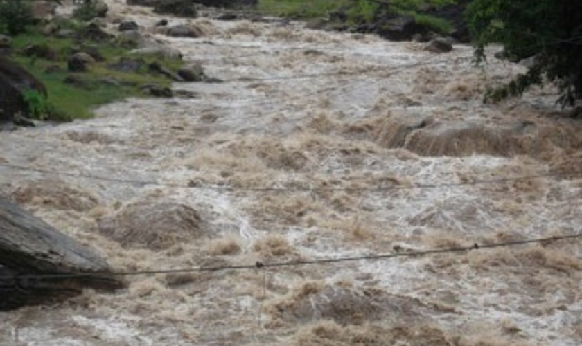 वीरगञ्जबाट वनभोज खान खाएका शर्माको खोलाले बगाएर मृत्यु