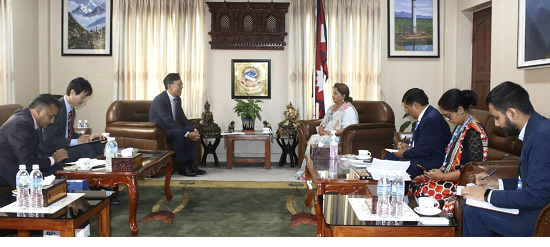 परराष्ट्रमन्त्रीसँग गणतन्त्र कोरियाका राजदूत पार्कको भेट