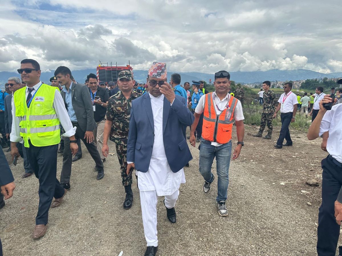 पर्यटन मन्त्रालयद्वारा विमान दुर्घटनाका मृतकप्रति श्रद्धाञ्जली, मन्त्री पाण्डेद्वारा घटनास्थलको निरीक्षण