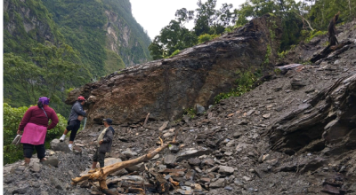 धादिङ–मलेखु सडकः  दारेगौँडाभिरमा अझै भासिने र पहिरो जाने क्रम रोकिएन