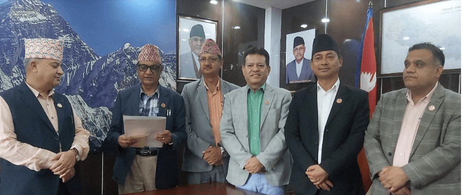 बागमती प्रदेश सरकारबाट बाहिरियो एमाले