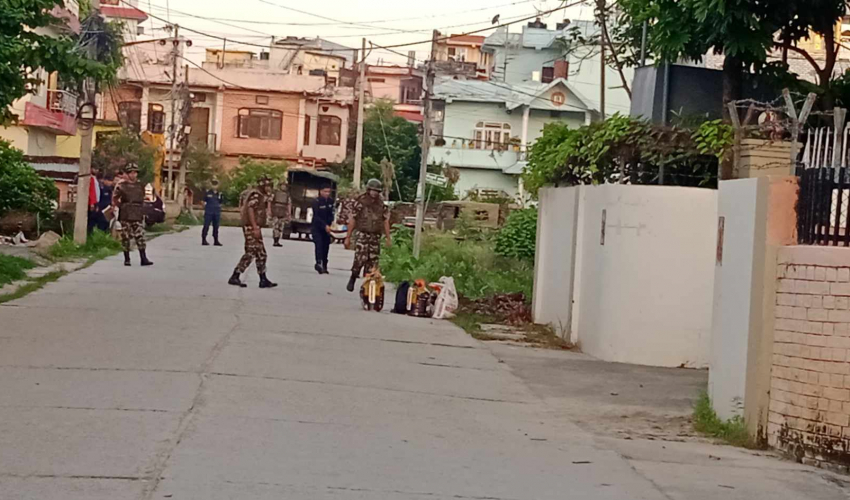 धनगढीमा देउवा निवास अगाडि शंकास्पद झोला फेला