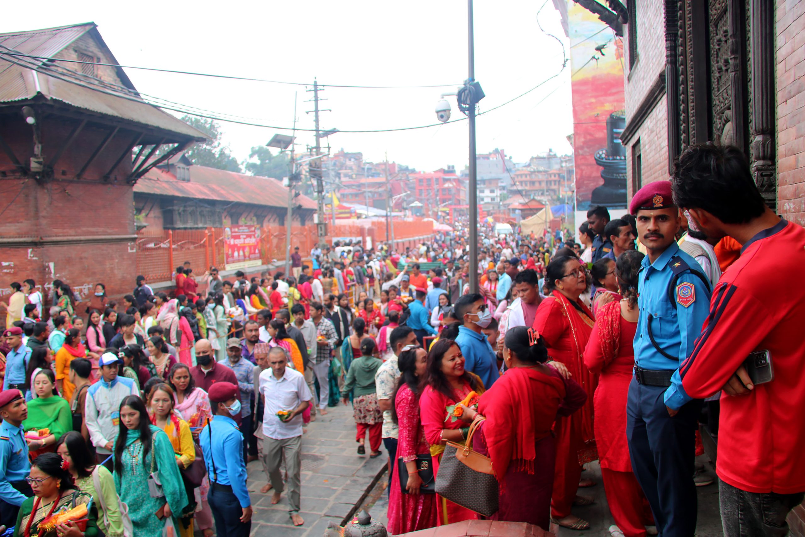 साउनको अन्तिम सोमबार दुई लाखले गरे पशुपतिनाथको दर्शन