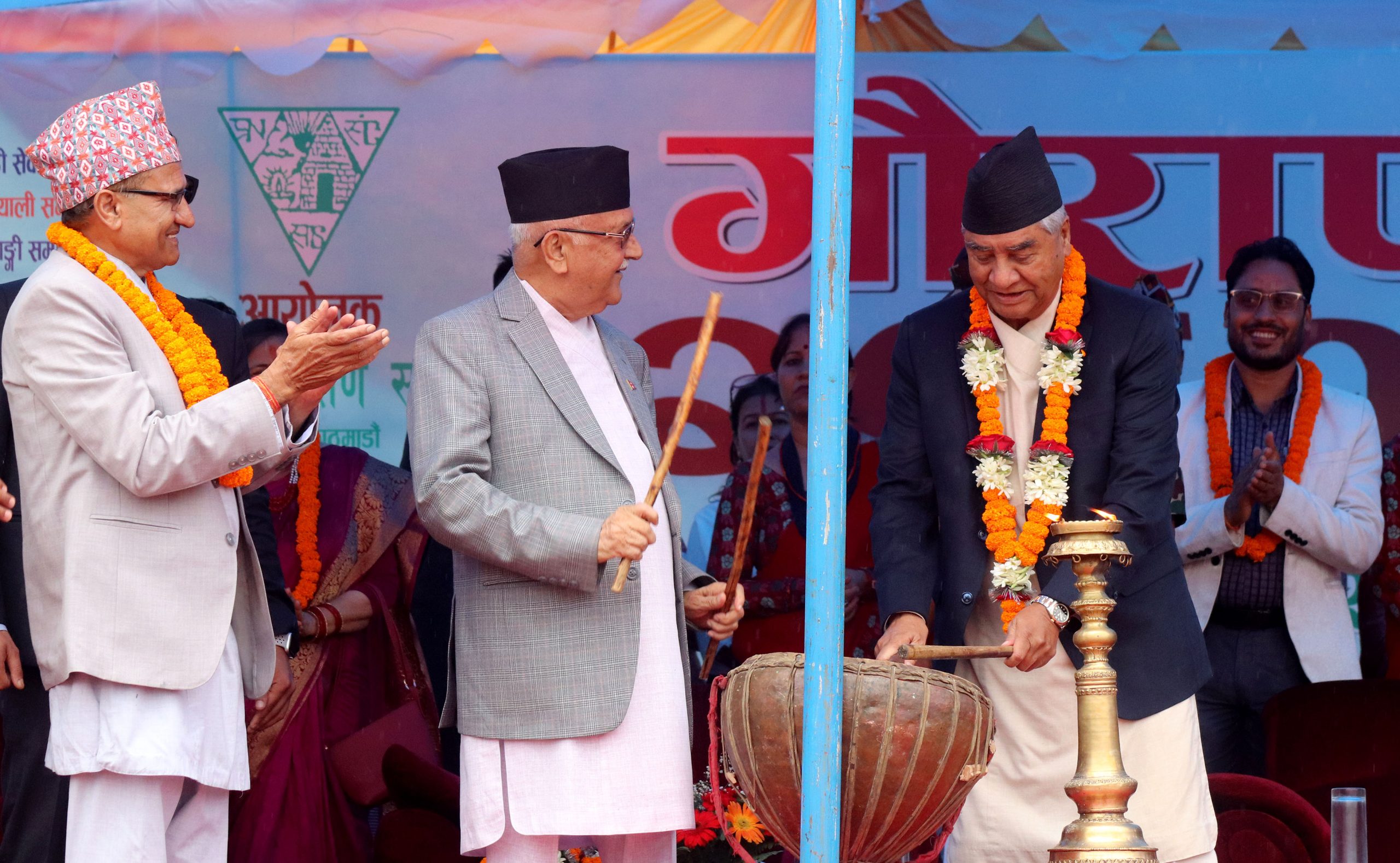 गौरा पर्वको कार्यक्रममा पुगेका नेताहरुविरुद्ध नाराबाजी