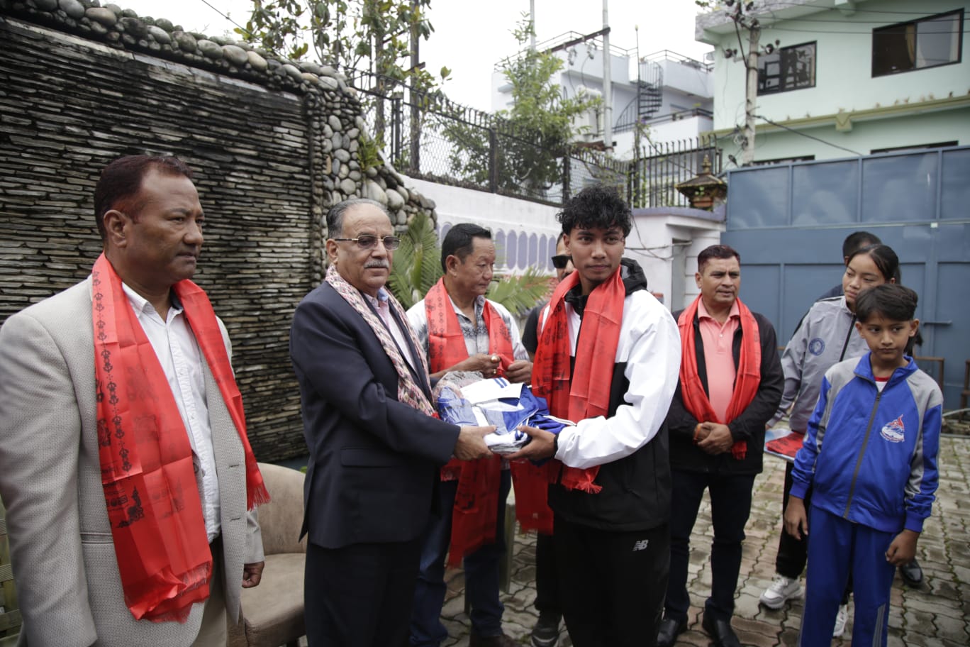 प्रचण्डद्वारा कराते खेलाडीको बिदाइ