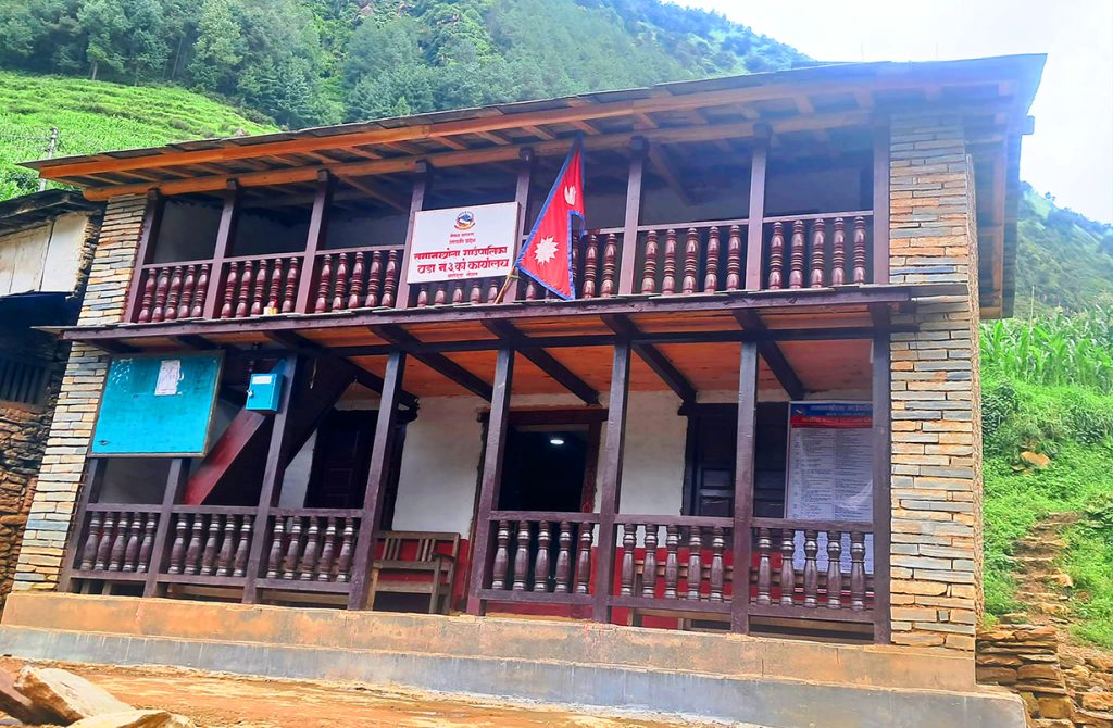 तमान गाउँमा रहेको पञ्चायत घर १० लाख खर्चेर जीर्णोद्धार