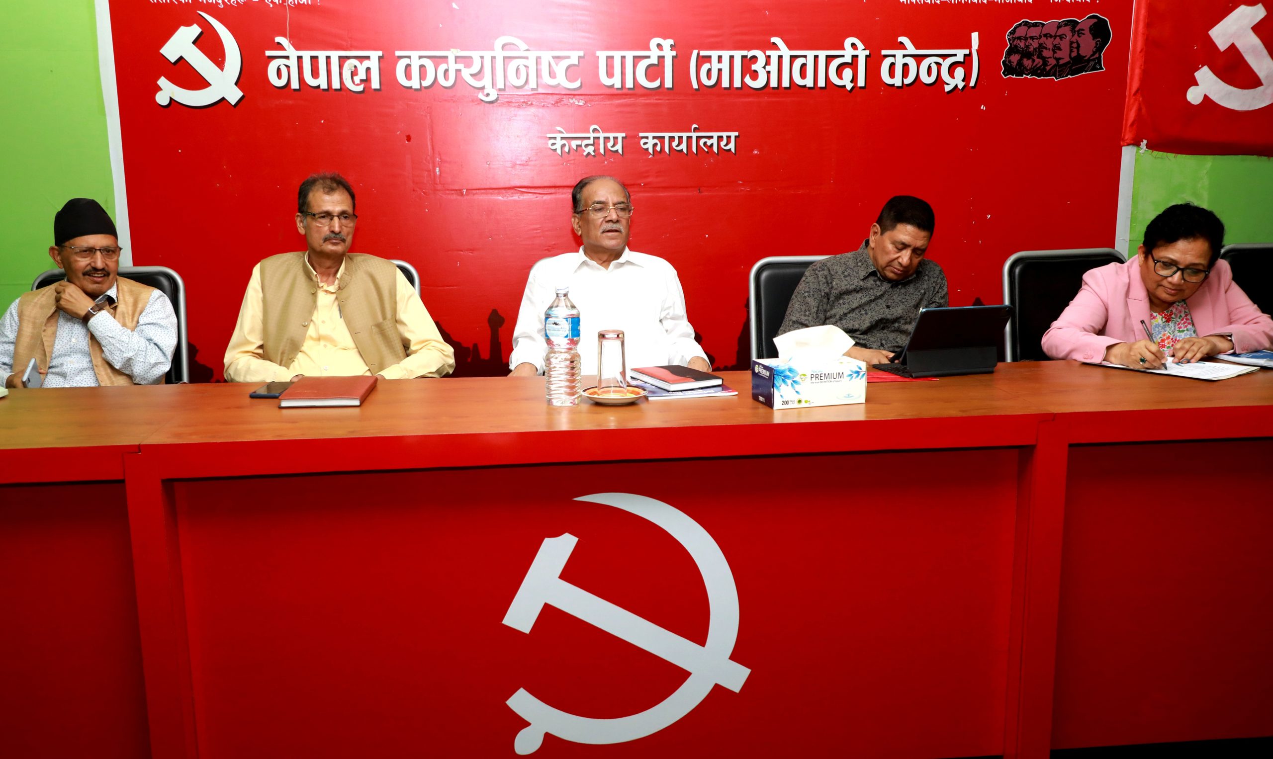 आफूले सुशासनका पक्षमा अघि बढाएका काममा अहिलेको सरकाले अवरोध गरेको प्रचण्डको आरोप